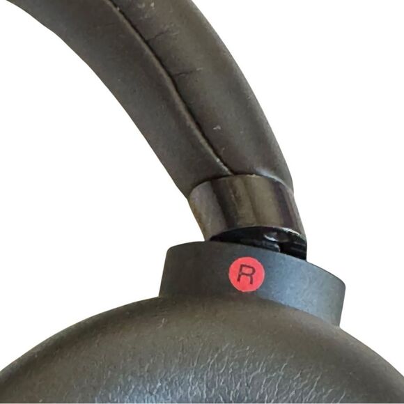 Sony MDR1AM2 Wired High Resolution Audio Black Overhead Over Ear Headphones. - Picture 7 of 14